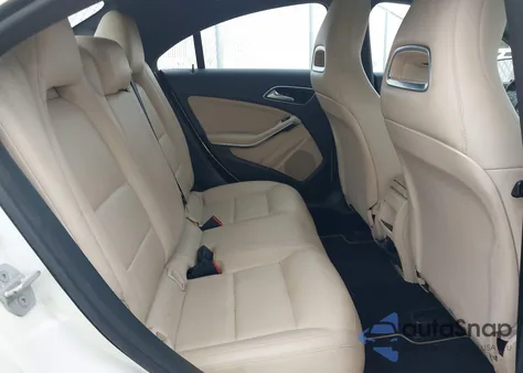 2014 Mercedes-Benz Cla 250 250 из США, поврежденный, VIN WDDSJ4EB4EN122626